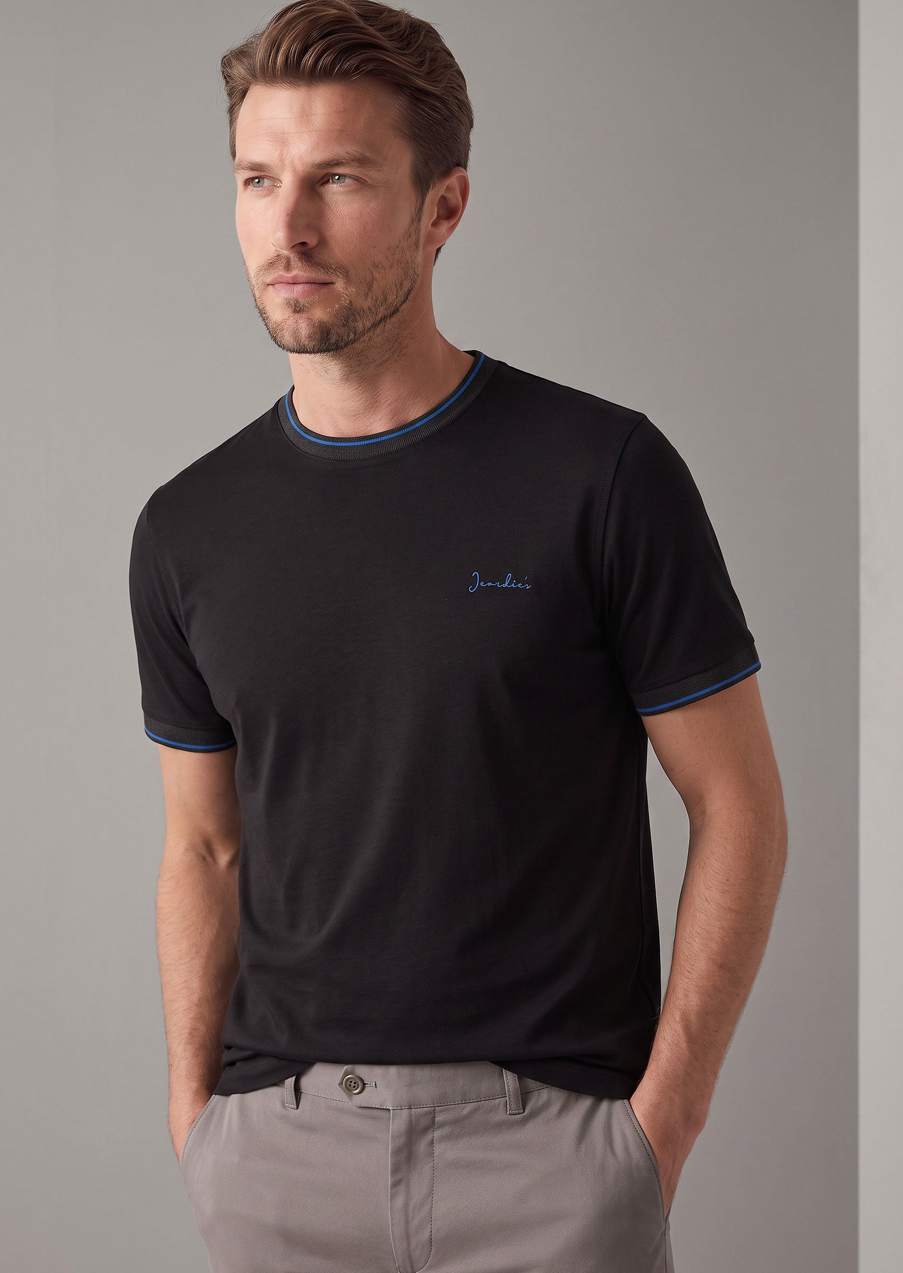 Black Crew Neck T-shirt