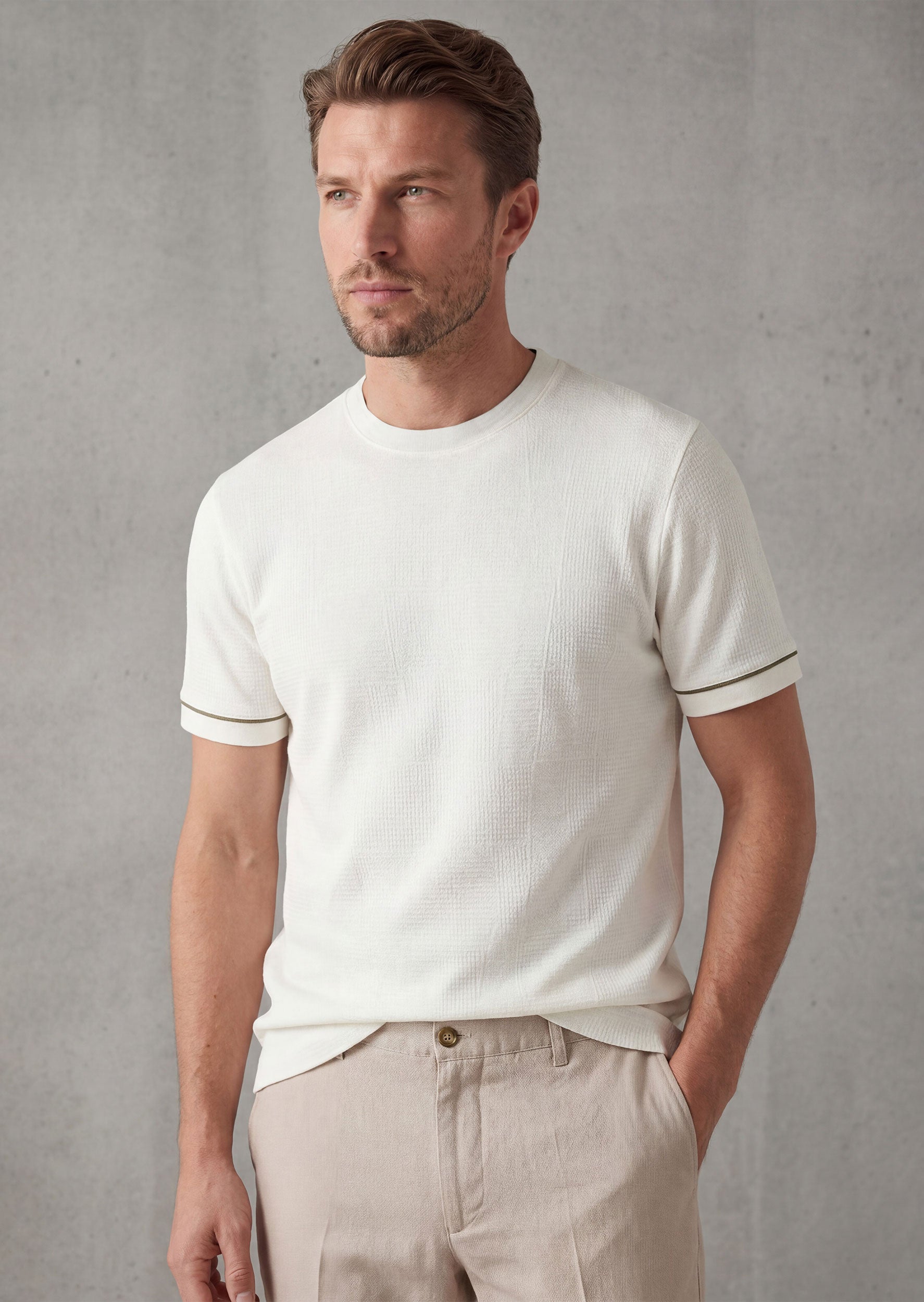 Off-White Crew Neck T-shirt