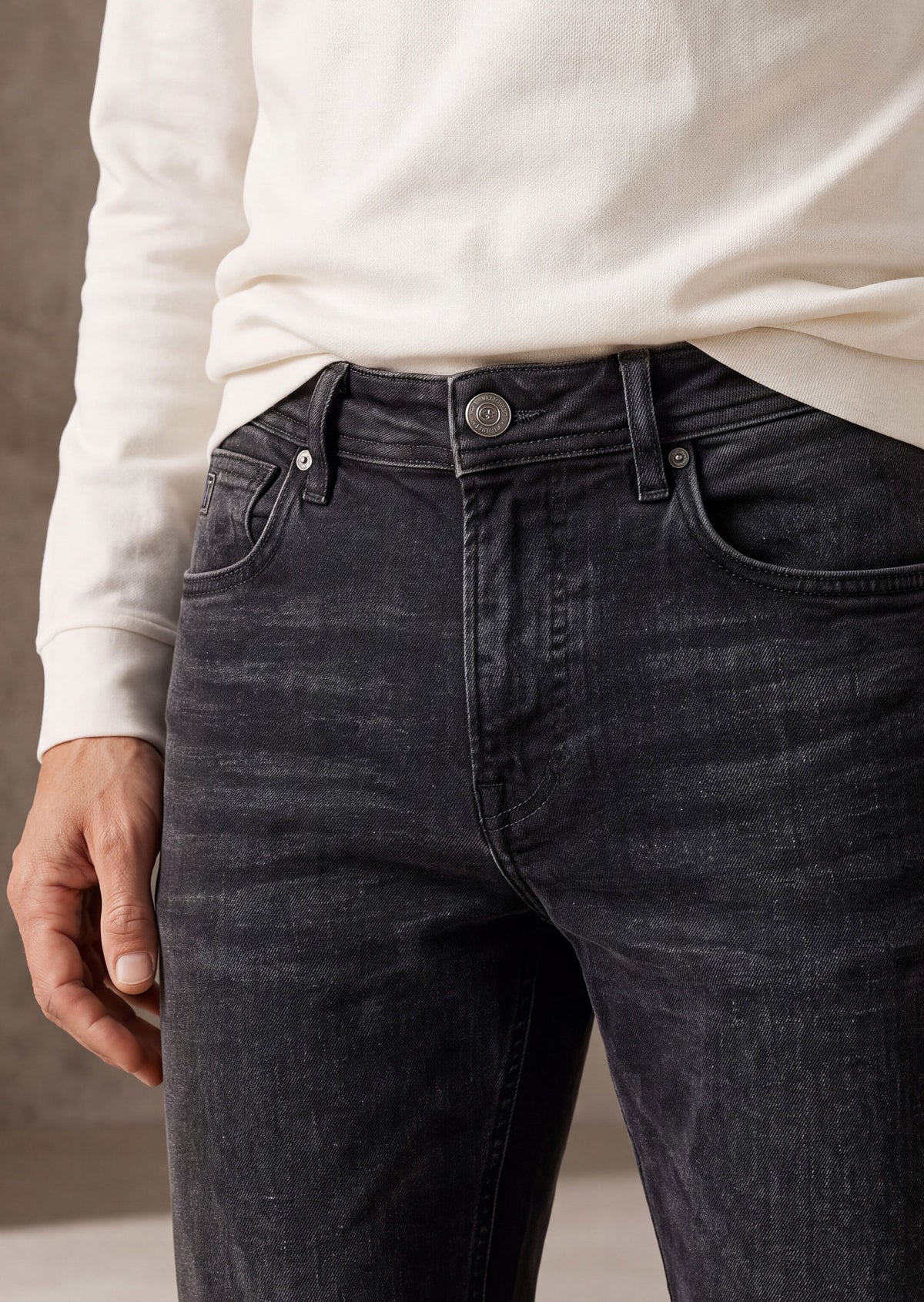 Dark Anthracite Jean