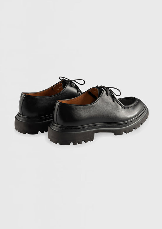 Black Trainers