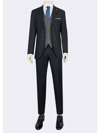 Suit with vest